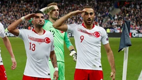 Düsseldorfer Ayhan verweigert Militärgruß als Jubelgeste