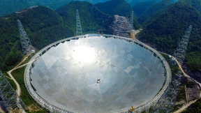Mit dem weltgrößten Teleskop sucht China nach Leben im Weltraum