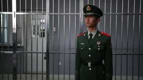 Unmenschliche Bedingungen