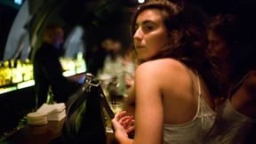 Im weißen Mercedes durch die Nacht