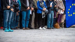 Menschenkette in München gedenkt der Opfer 