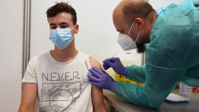 Lauterbach: Wegen Delta sollten auch Jugendliche geimpft werden