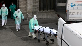 Eislaufbahn wird zur Leichenhalle