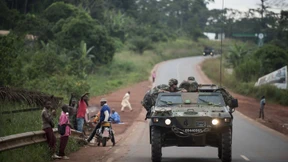 Frankreich beginnt Militäreinsatz in Zentralafrika