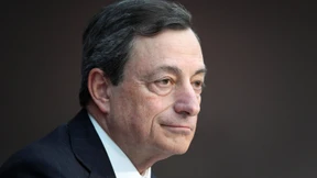 Draghi verspricht lockere Geldpolitik