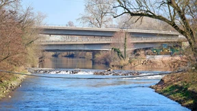 Wo die Nidda wie die Isar über Steine rauscht