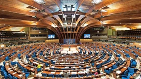 Signal an die Regierungen und an Kiew