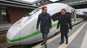 Scheuer verspricht mit neuem ICE Konjunkturaufschwung