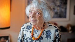 Menschlichkeit gegen Spaltung und Vergessen