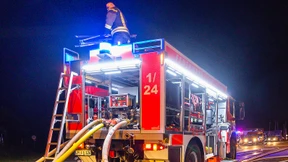 Maskenverweigerer attackiert Frauen – Feiernde flüchten in Sauna