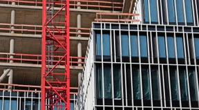 Unternehmen erwarten steigende Baukosten und längere Bauzeiten