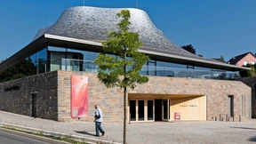 Wie könnte man Kulturbauten günstiger errichten?