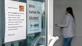 Corona-Infizierte müssen in Arztpraxen gehen