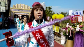 Beschwingt zur letzten Ruhestätte