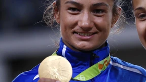 Eine goldene Provokation für Serbien