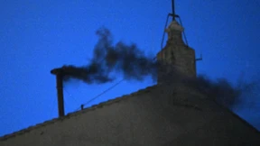 Schwarzer Rauch: Noch kein neuer Papst gewählt