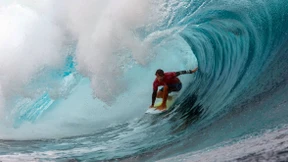 Profi-Surfer genießen perfekte Bedingungen