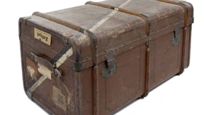 Ein Koffer als stiller Zeuge