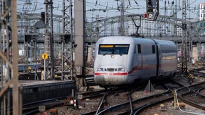 „Wir fahren weiter den vollen Fahrplan“