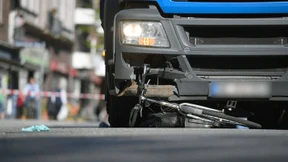 Abbiegeassistenten in Lastwagen sollen Leben retten