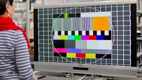 Umsätze mit TV-Werbung schrumpfen erstmals