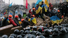 Masse siegt über Macht