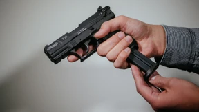 Mann mit Schusswaffe löst Polizeieinsatz aus