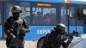 Die Welt gibt wieder mehr Geld für Rüstung aus