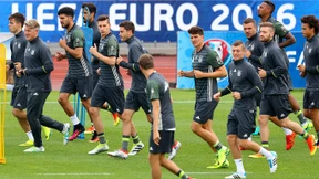 DFB-Team übt sich im Schattenboxen