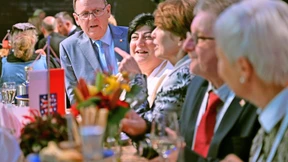 Eine Feier mit Sorgenfalten