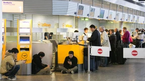 510 Flüge wegen Eis und Schnee gestrichen