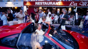 Frankreichs Sozialisten vertreiben die Reichen