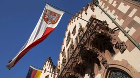 So weiblich war der Römer noch nie