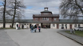 Gedenken ohne Kufiyas in der KZ-Gedenkstätte
