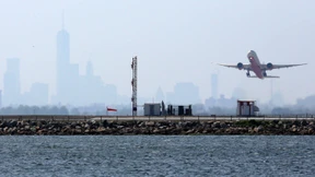 Kampfjets eskortieren Air-France-Maschine