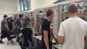 Wer macht sich noch die Hände schmutzig?