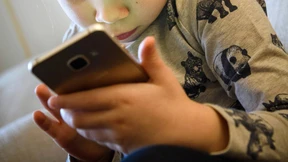 Apple und Google entfernen Dating-Apps