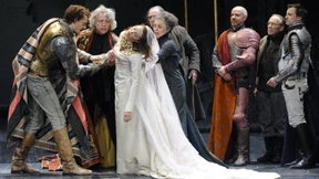 „Nie so einen durchgeknallten Schund gelesen“