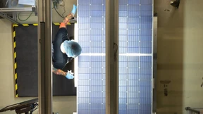 Meyer Burger sichert sich frisches Geld