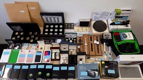 DHL-Mitarbeiter sollen Wertsachen aus Paketen gestohlen haben