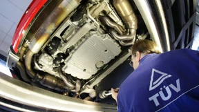 Ältere Autos müssen künftig jährlich zum TÜV