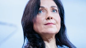 Warum Reiche Solarhilfen für Hausdächer abschaffen will