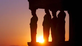 Athen braucht mindestens 74 Milliarden Euro neue Kredite