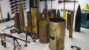 Waffennarr hortete Weltkriegs-Granaten