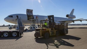 Leiche in Frachtflugzeug aus München – Crew festgenommen