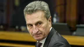 EU-Kommissar Oettinger zieht es in die Wirtschaft