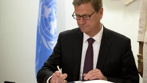 Deutschland unterzeichnet UN-Waffenhandelsabkommen