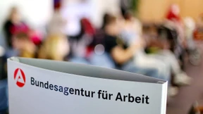 Mehr Arbeitslose zur kalten Jahreszeit in Hessen