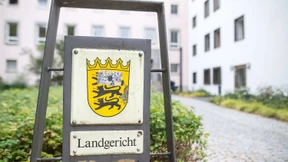 70 Jahre alter Mann attackierte Flüchtlinge mit Messer