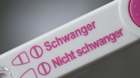 Sind Männer benachteiligt, weil sie keine Kinder bekommen können?